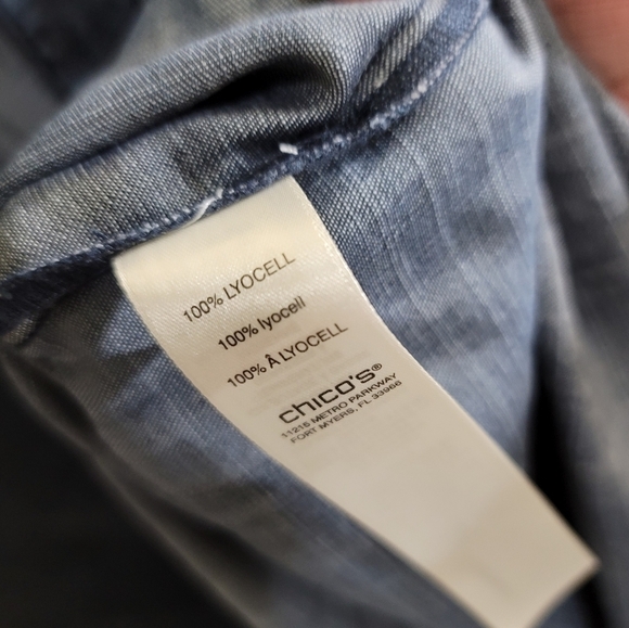 Chico's Dark Wash Chambray Tunic Top Large 12 Size 2 Button Up Shirt Tab Sleeves - Picture 6 of 7